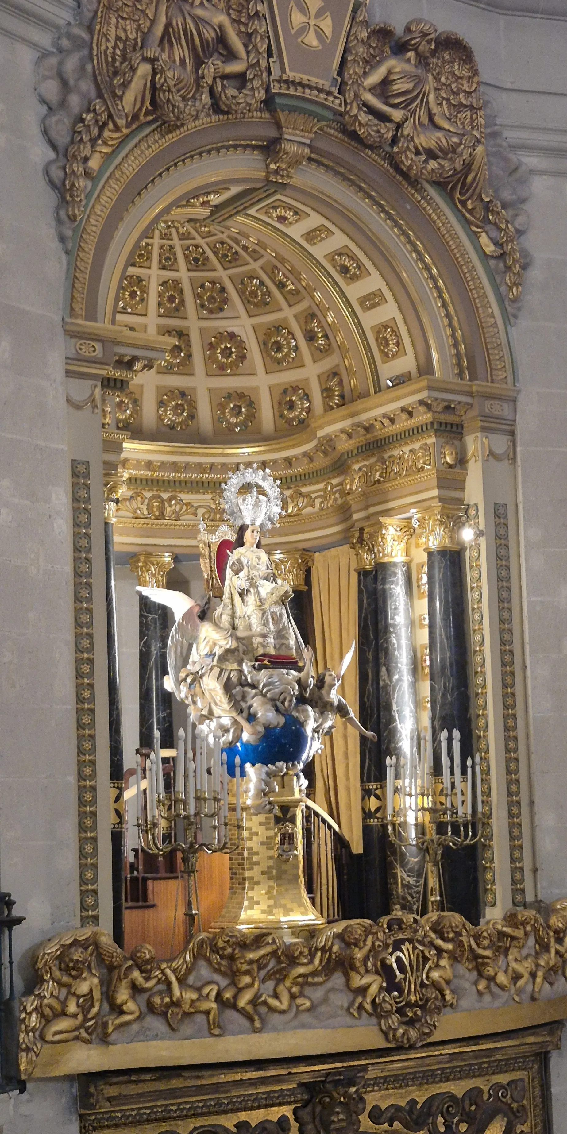 非常金燦的聖母