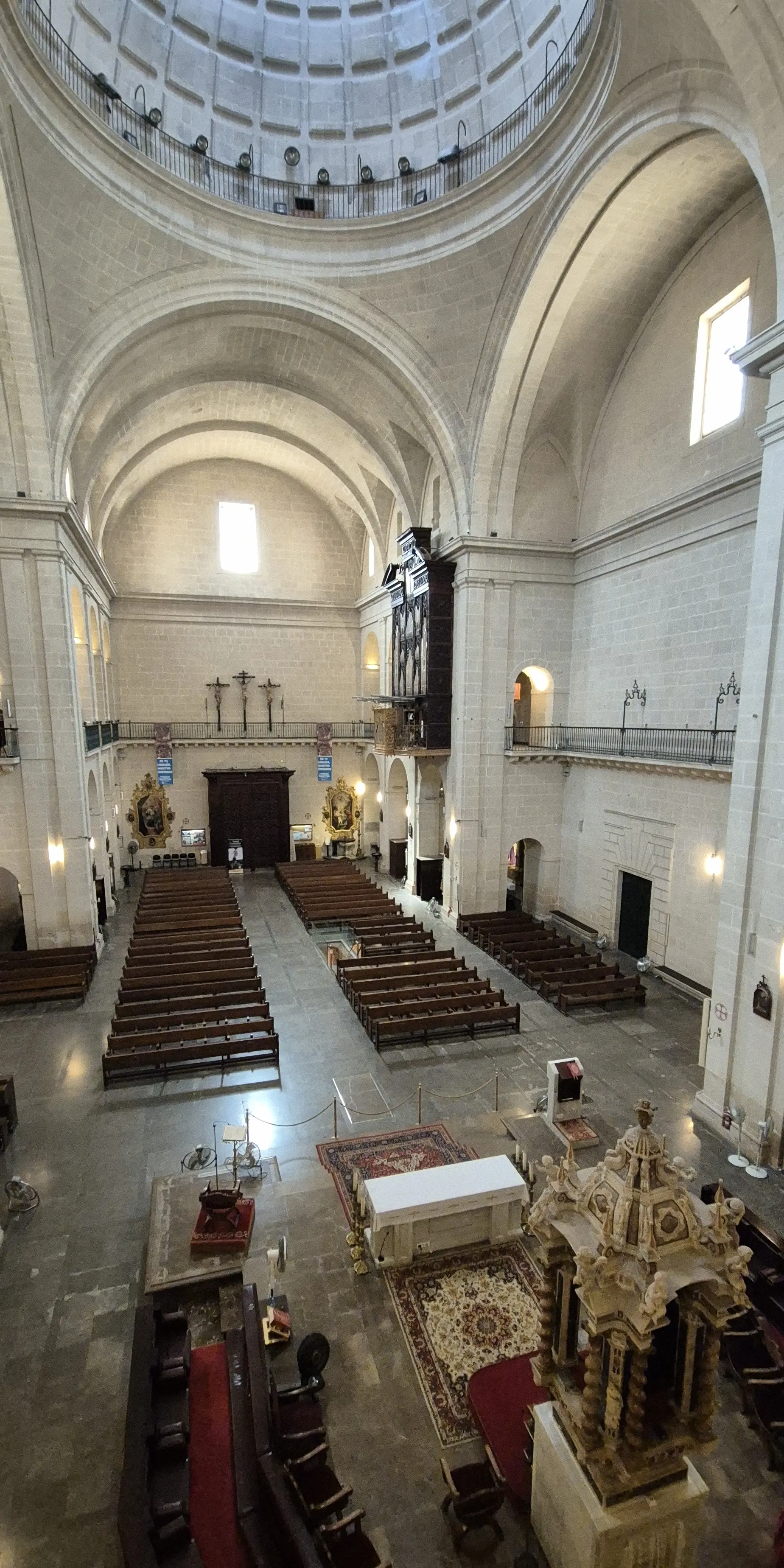 對不起但像體育館